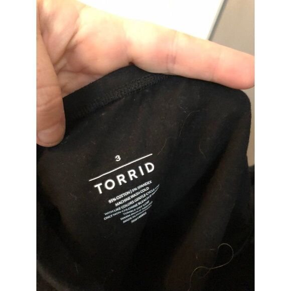 Torrid size 3 solid black halter tank top - Picture 4 of 4